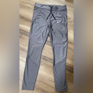 Nike DRI-FIT women’s sz Medium running leggings/tights